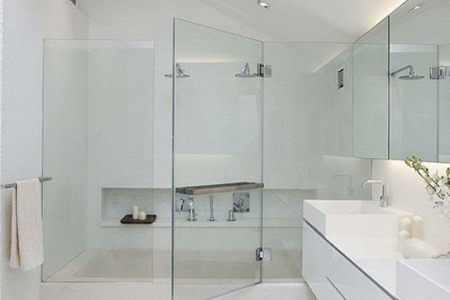 Tất tần tật những điều cần biết về cửa kính cường lực